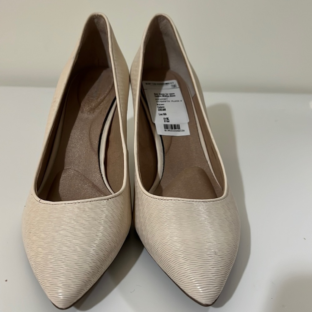 ROCKPORT

WOMEN'S TOTAL MOTION 75MM POINTED TOE HEEL, Size 8.5